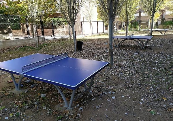 Mesas de ping pong exterior certificadas para áreas públicas y privadas - Imagen 4