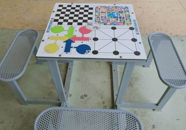 Juego de Mesa exterior MMCCG4 (modelo Forte con tablero compacto, antivandálico) - Imagen 3