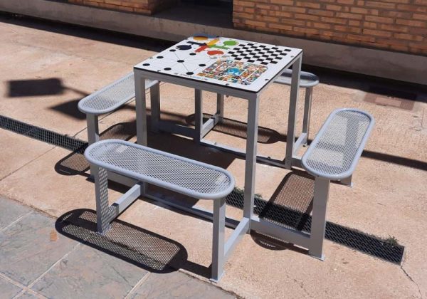 Juego de Mesa exterior MMCCG4 (modelo Forte con tablero compacto, antivandálico) - Imagen 10