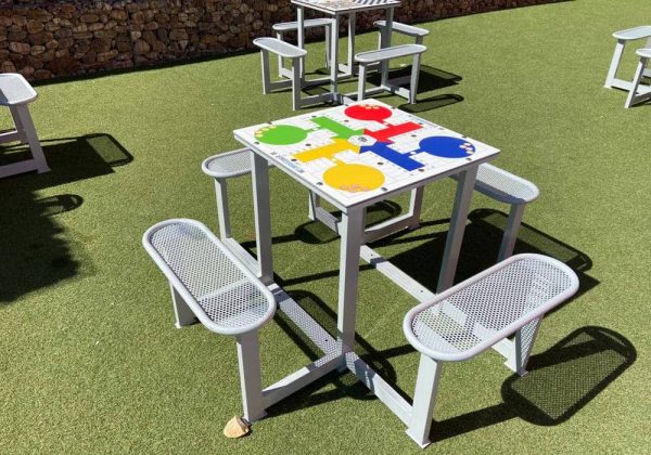 Juego de Mesa exterior MMCCG4 (modelo Forte con tablero compacto, antivandálico) - Imagen 13